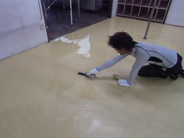 厚膜型エポキシ樹脂塗床