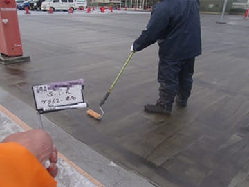 ウレタン塗膜＋弾性FRP複合防水工法駐車場仕様
